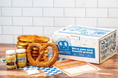 Picture of The Pretzel Classics Gift Box