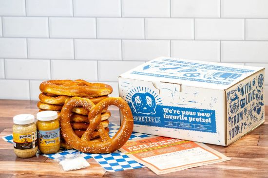 Picture of The Pretzel Classics Gift Box