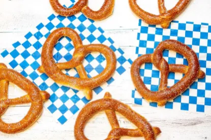 Picture of Wholesale 👹 Monster Pretzel Box! -GIANT Pretzels