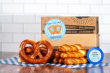 Picture of CONGRATS BOX 9oz Sweet Hot Mustard